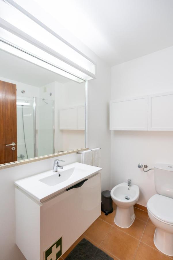 Carcavelos Beach & Business By The Portuguese Butler Esterno foto